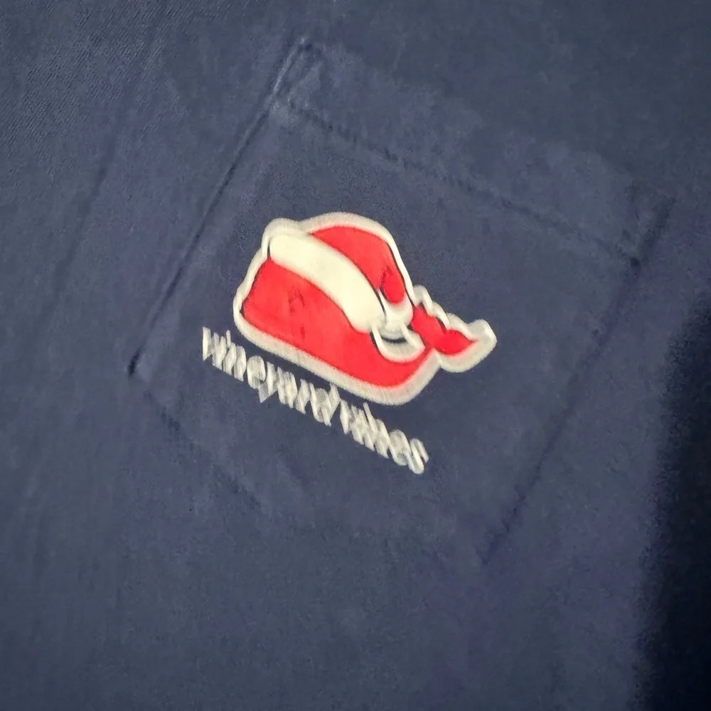 Vineyard Vines stylish navy